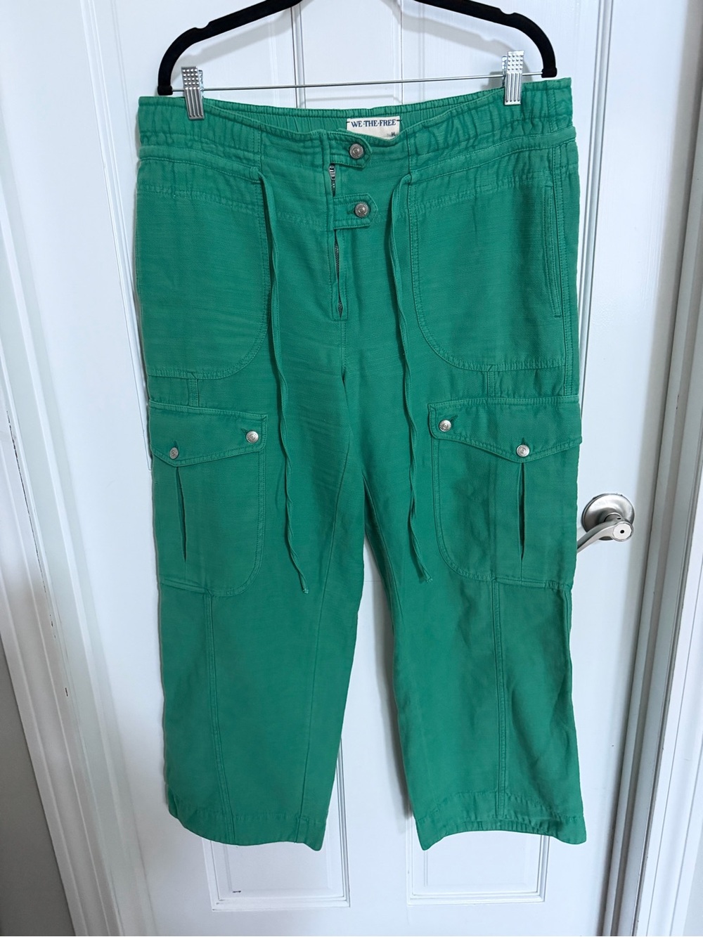 NWT We The Free People Park Ave Green Cargo Pants Size M - Picture 6 of 9